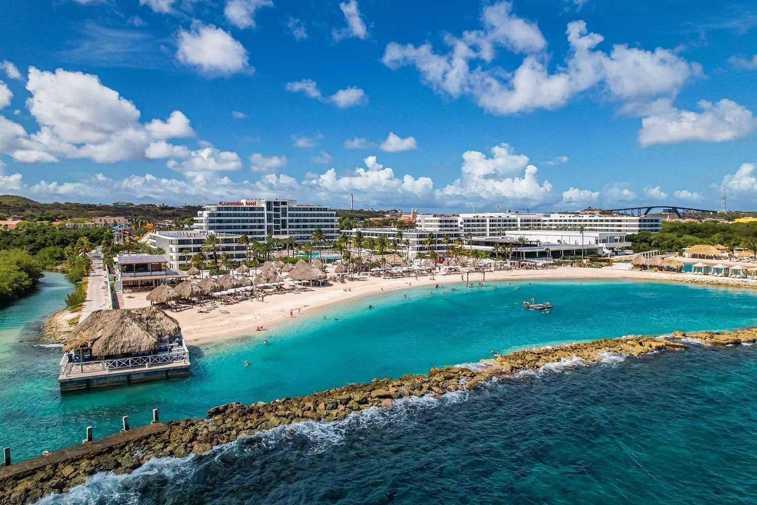 Mangrove Beach Corendon Curaçao bij Willemstad