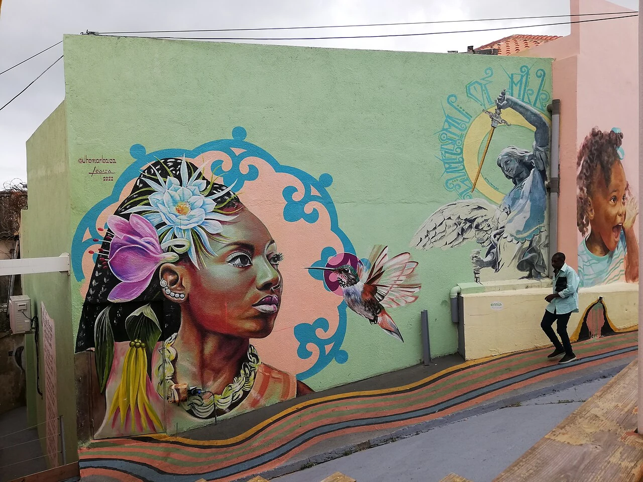 Florale mural van Jhomar Loaiza — Jhomar Loaiza